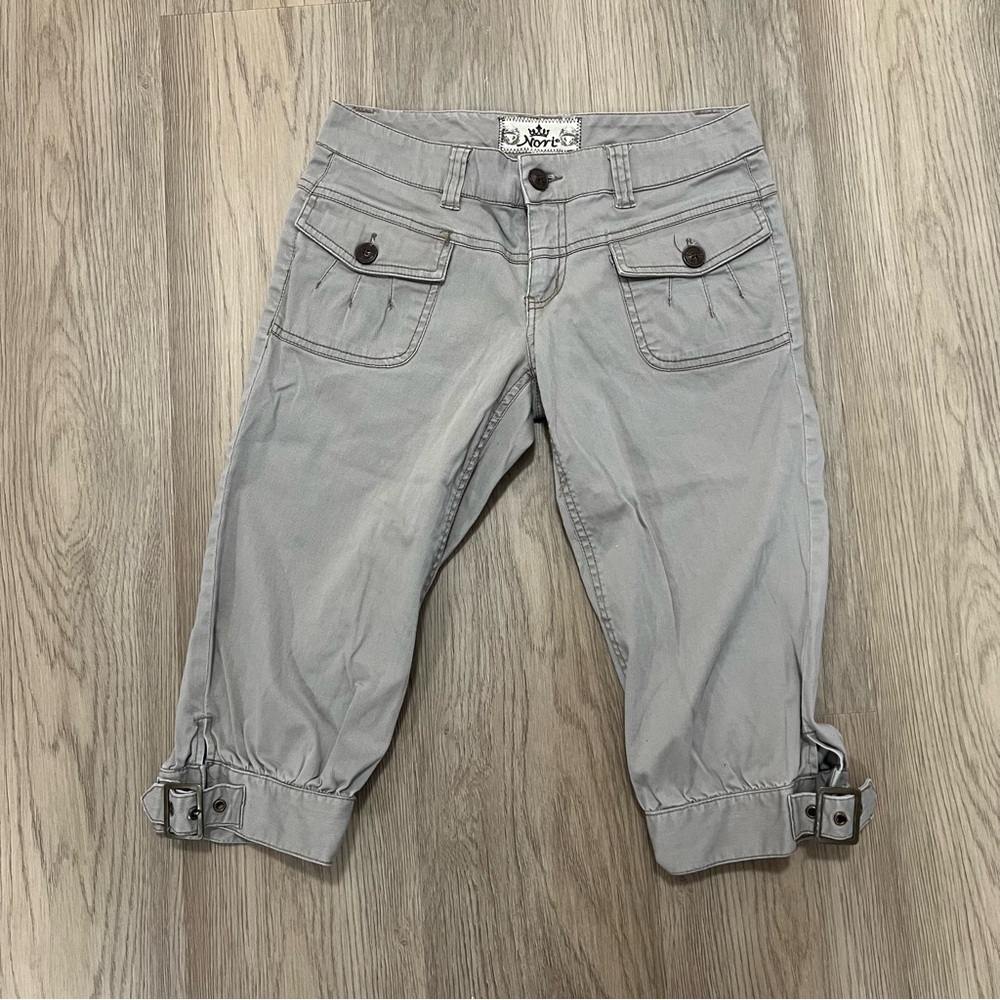Nori Y2K Gray Capri Cargo Pants with Buckle Hem Juniors Size 1